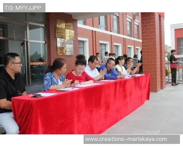 IG逆袭之路：王者荣耀赛场上的辉煌与挑战全景纪实